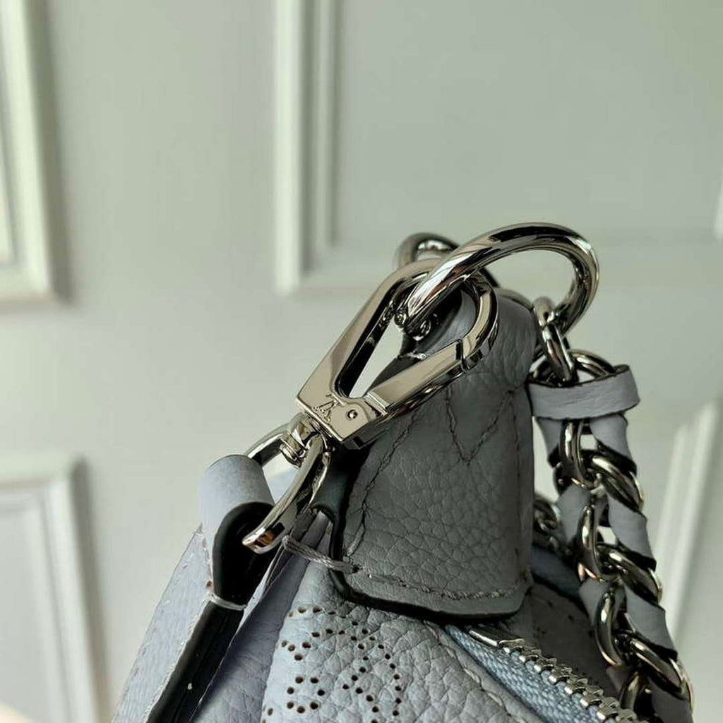 LV M22822 Louis Vuitton Baia MM Bag Mahina Light Lilac