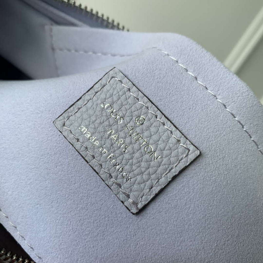 LV M22822 Louis Vuitton Baia MM Bag Mahina Light Lilac - Default Title - View 9
