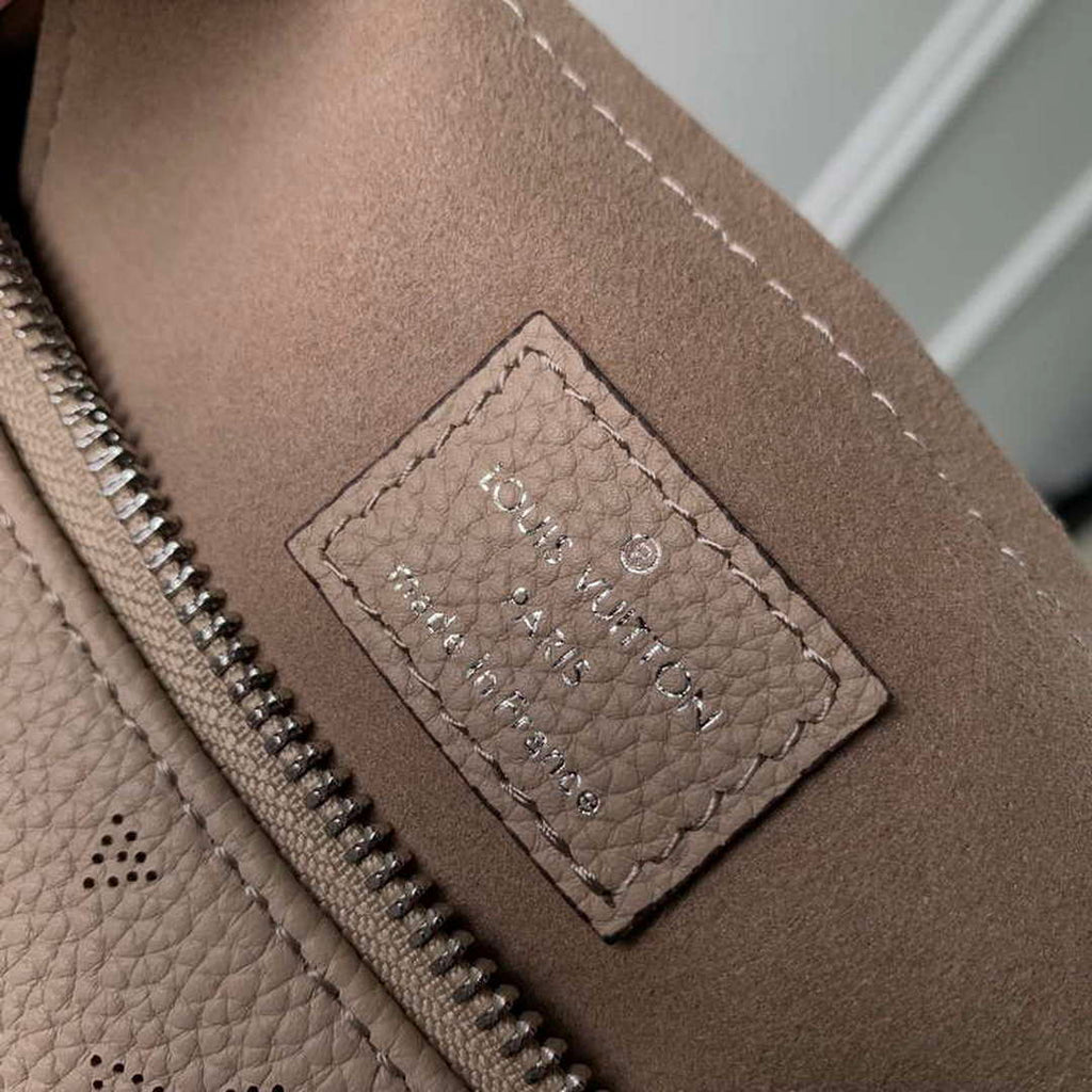 LV M22823 Louis Vuitton Baia MM Bag Mahina Galet Grey