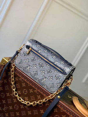 LV M22834 Louis Vuitton Pochette M¨¦tis East West Handbag Blue - Default Title - View 3