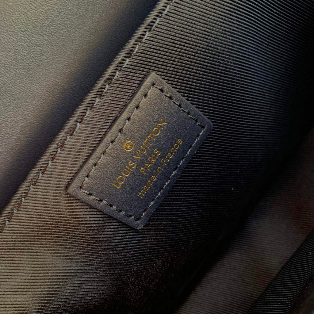 LV M22834 Louis Vuitton Pochette M¨¦tis East West Handbag Blue
