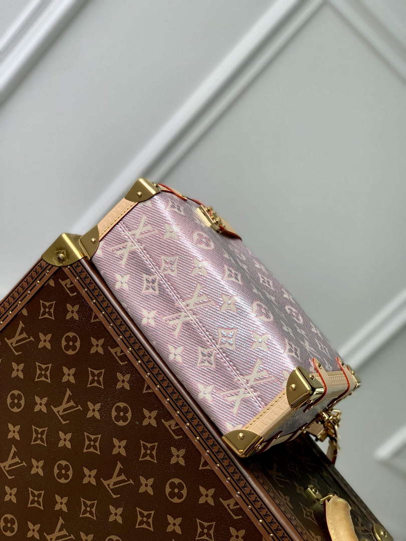 LV M22842 Louis Vuitton Side Trunk Handbag Pink - Default Title - View 4