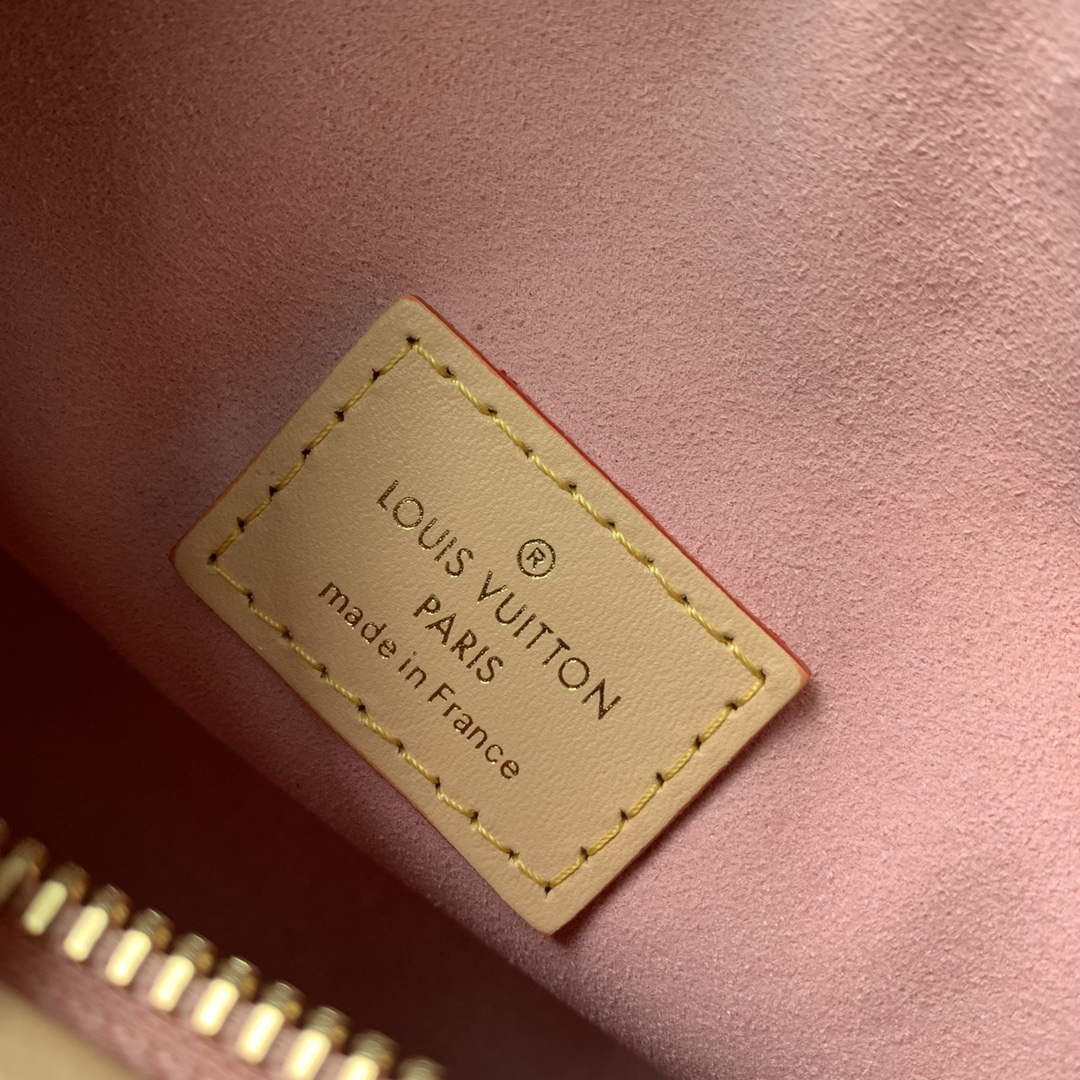 LV M22842 Louis Vuitton Side Trunk Handbag Pink