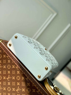 LV M22863 Louis Vuitton Capucines BB Handbag White - Default Title - View 4
