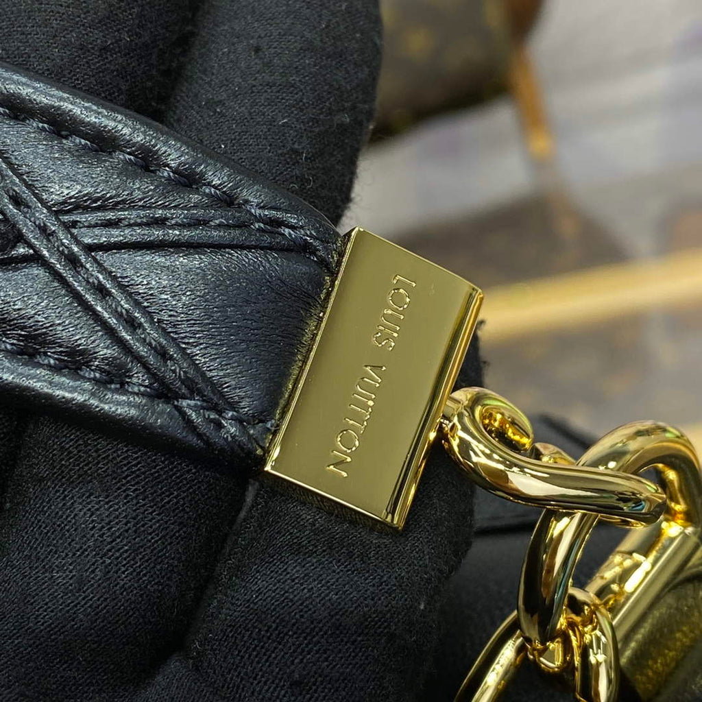 LV M22891 Louis Vuitton GO-14 MM Bag Black