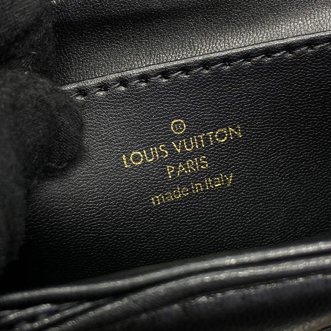 LV M22891 Louis Vuitton GO-14 MM Bag Black - Default Title - View 8