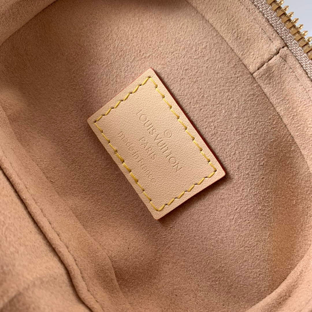 LV M22920 Louis Vuitton Micro Vanity Miniature Bag Beige