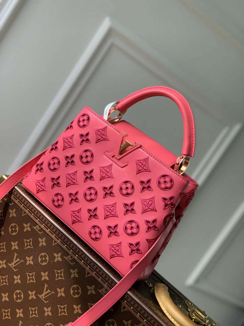 LV M22922 Louis Vuitton Capucines BB Handbag Pink - Default Title - View 1
