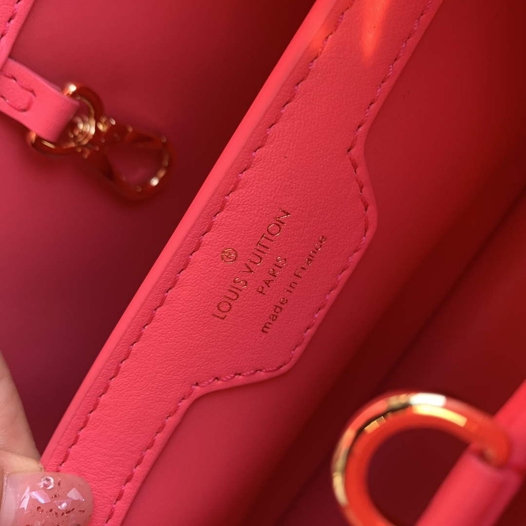 LV M22922 Louis Vuitton Capucines BB Handbag Pink - Default Title - View 8