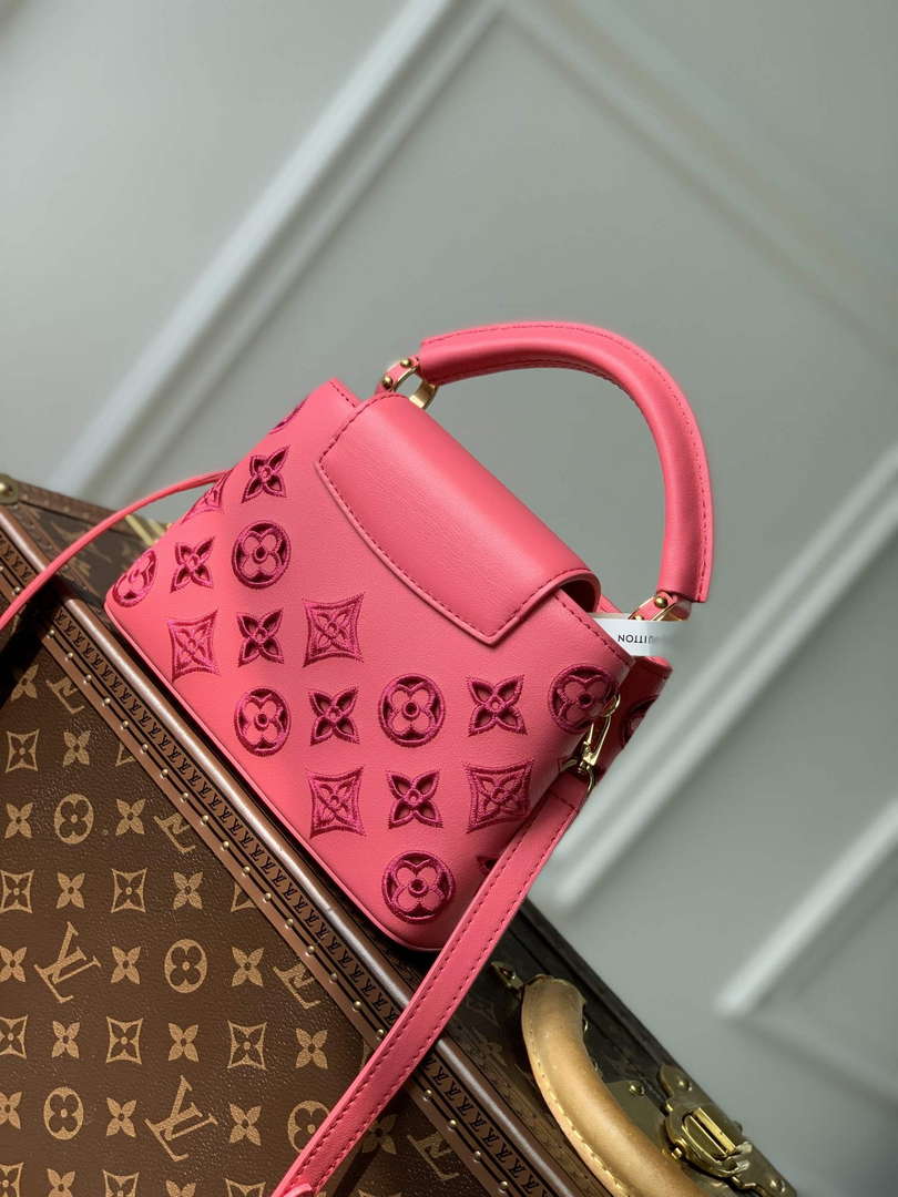 LV M22922 Louis Vuitton Capucines Mini Handbag Pink - Default Title - View 2
