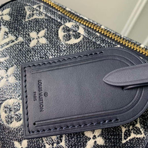 LV M22923 Louis Vuitton Keepall Bandouliere 45 Bag Blue - Default Title - View 4