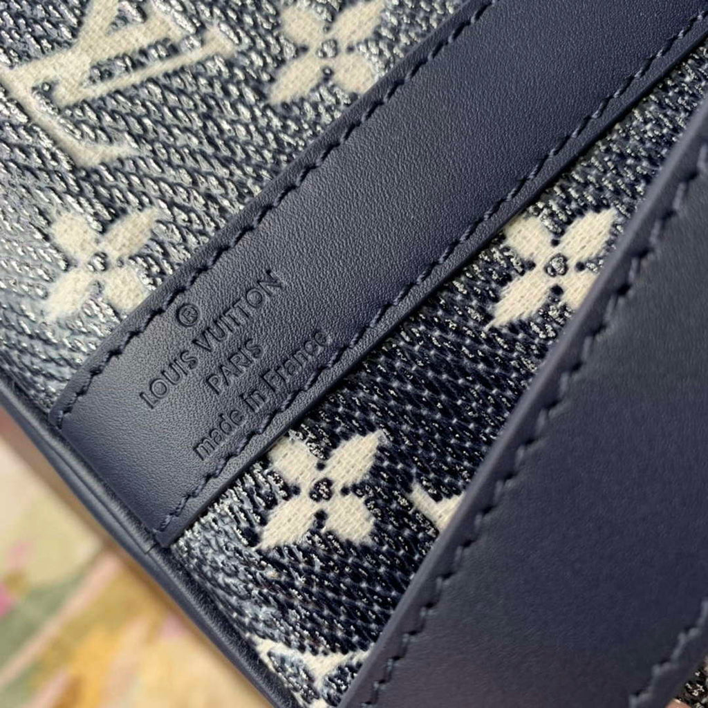 LV M22923 Louis Vuitton Keepall Bandouliere 45 Bag Blue