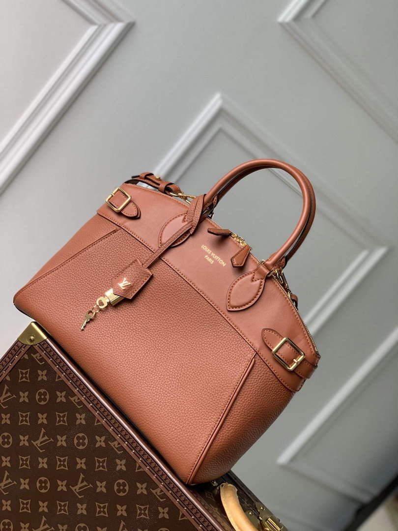LV M22925 Louis Vuitton Lock It MM Bag Gold