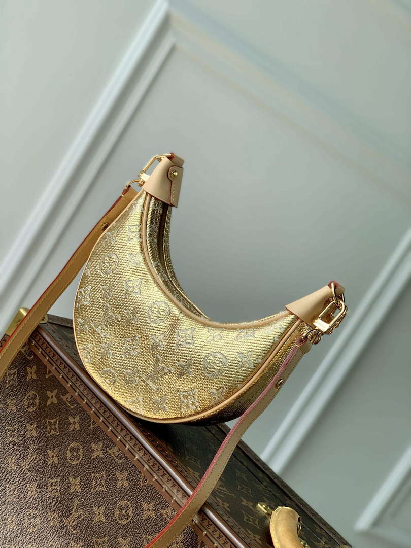 LV M22928 Louis Vuitton Loop PM Baguette Handbag Beige - Default Title - View 3