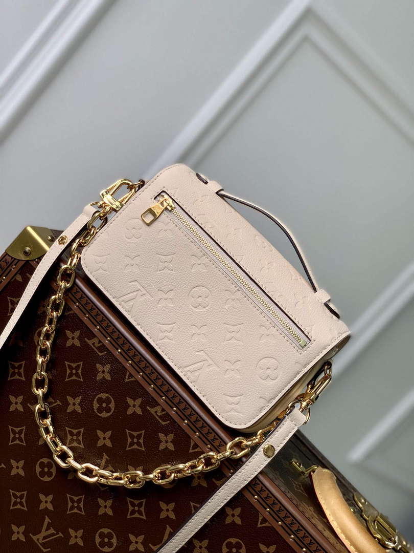 LV M22942 Louis Vuitton Pochette M¨¦tis East West Handbag Cr¨¨me Beige