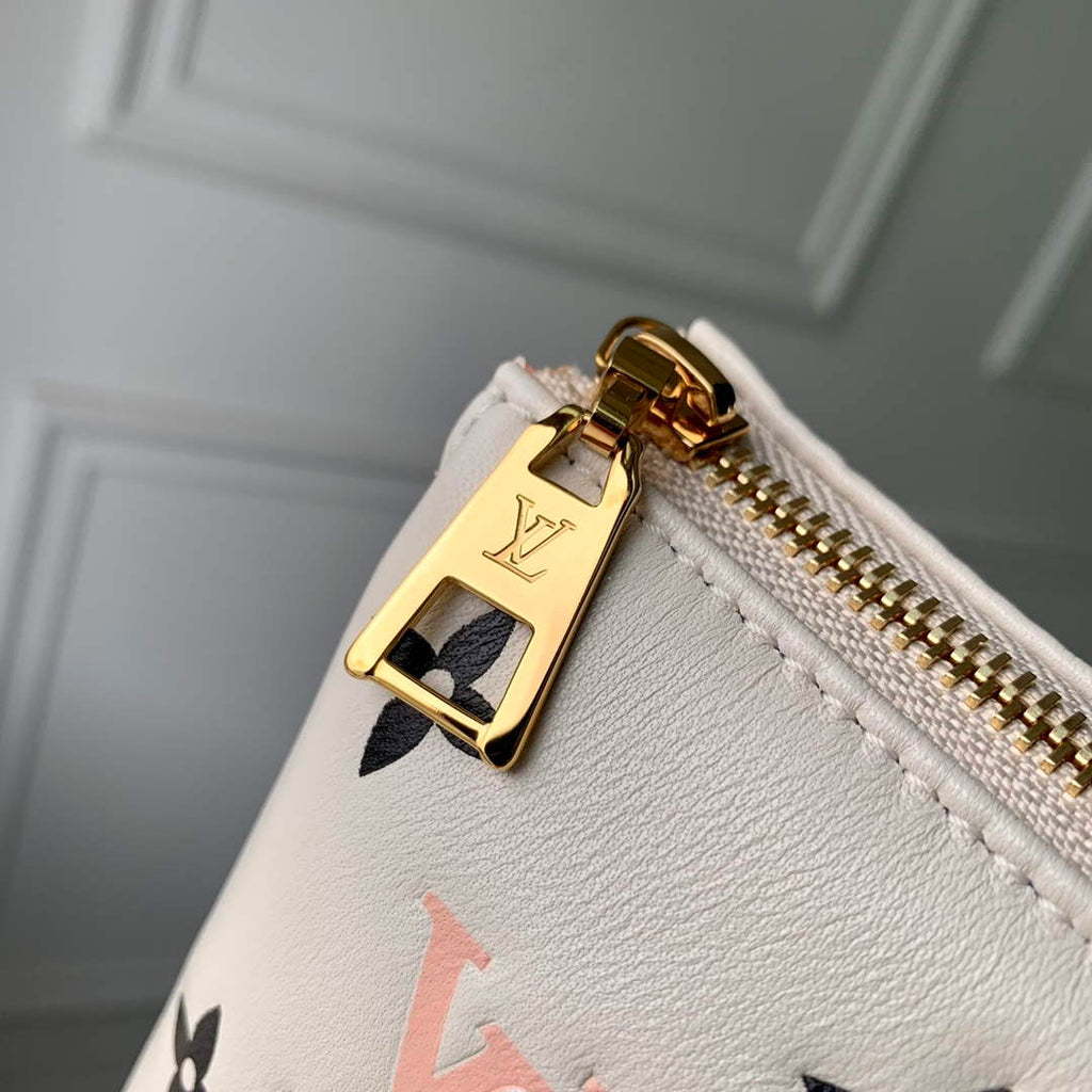 LV M22954 Louis Vuitton Coussin Mini Handbag Beige
