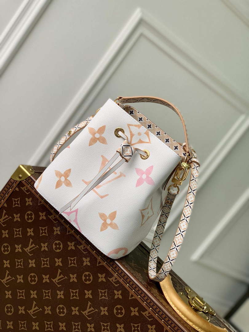 LV M22985 Louis Vuitton N¨¦ono¨¦ BB Bucket Bag Beige