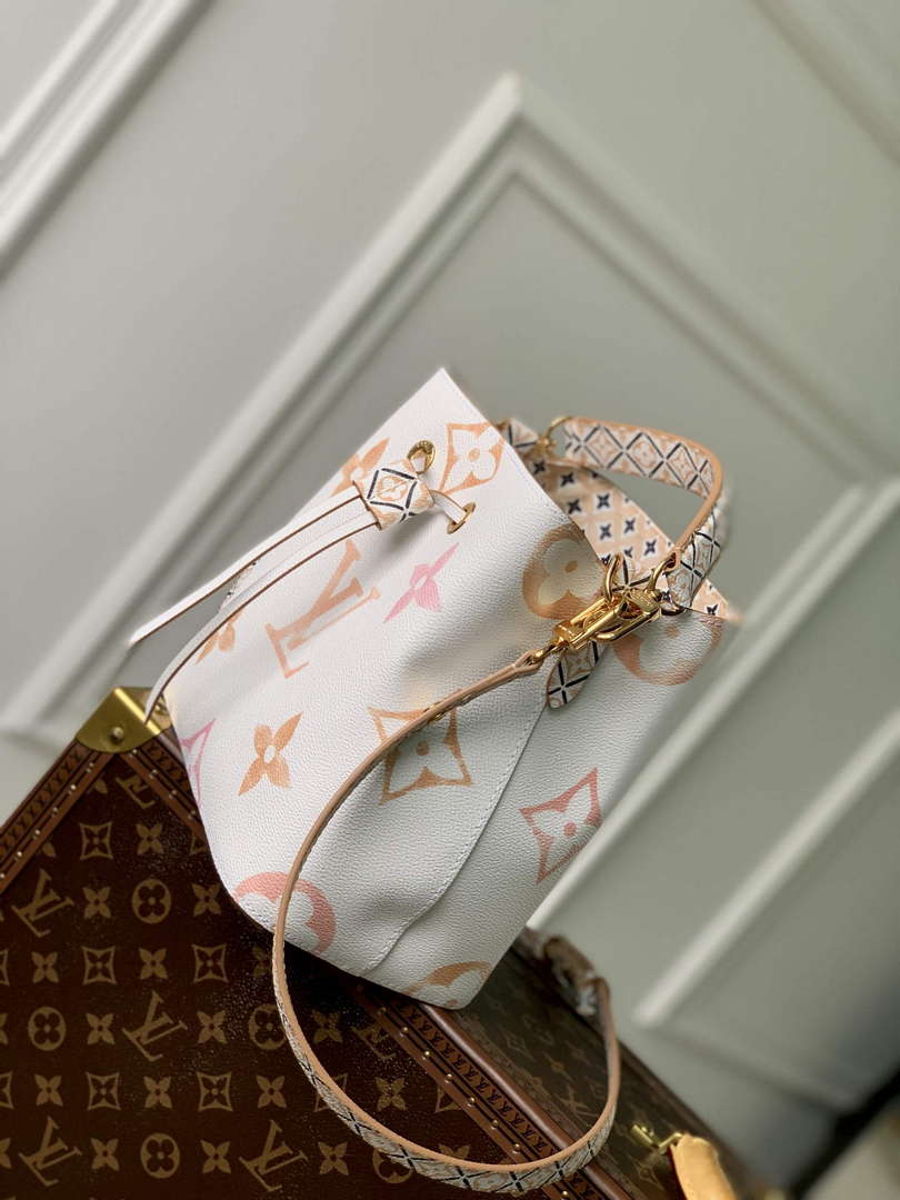 LV M22985 Louis Vuitton N¨¦ono¨¦ BB Bucket Bag Beige