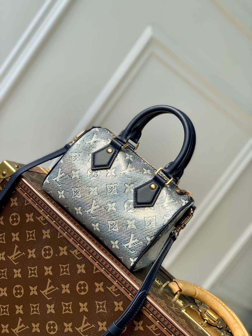 LV M23069 Louis Vuitton Speedy Bandouliere 20 Handbag Blue - Default Title - View 2