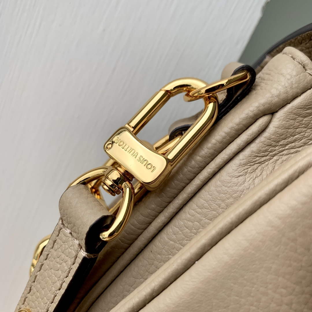LV M23081 Louis Vuitton Pochette M¨¦tis East West Handbag