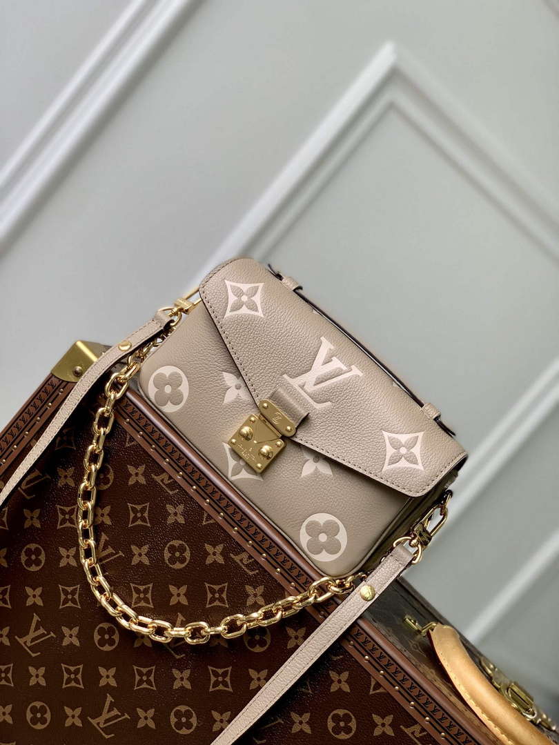 LV M23081 Louis Vuitton Pochette M¨¦tis East West Handbag