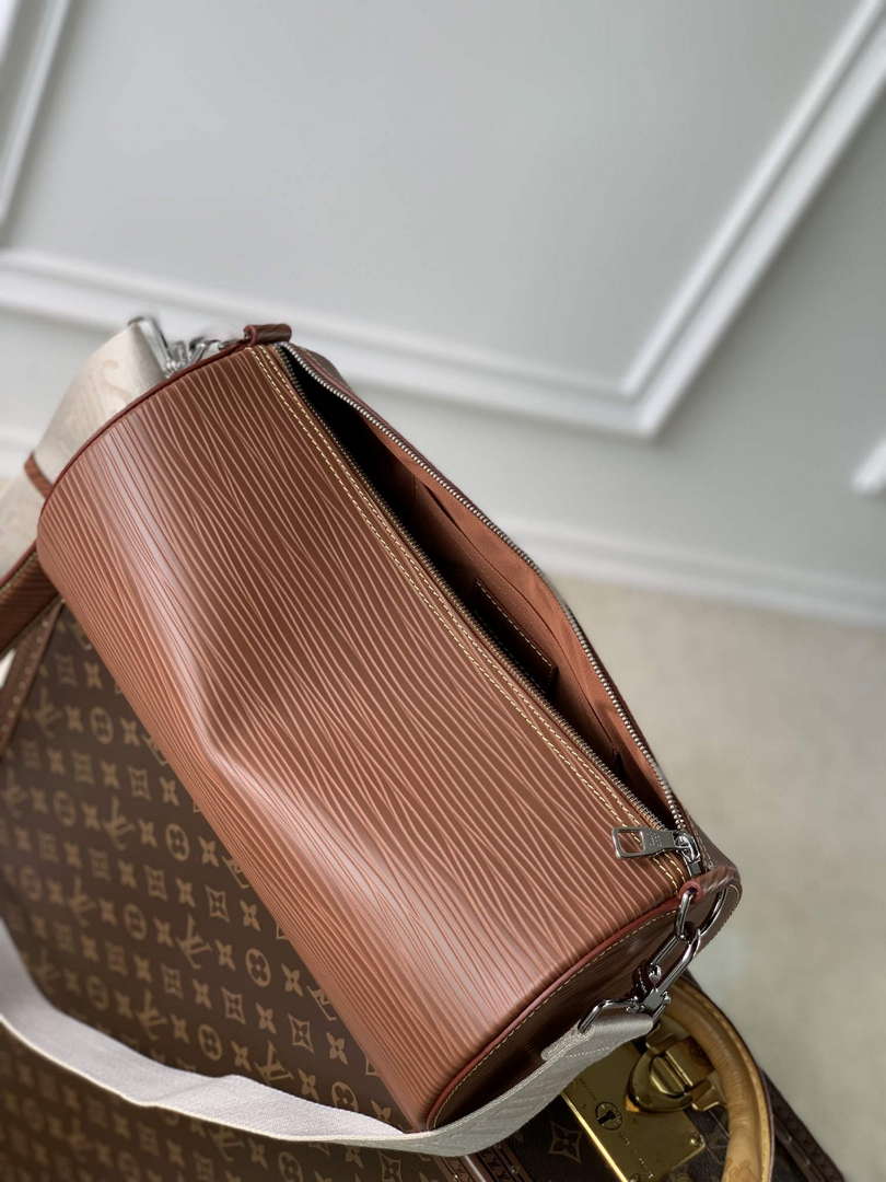 LV M23092 Louis Vuitton Soft Polochon Cross-body Bag Cognac - Default Title - View 7