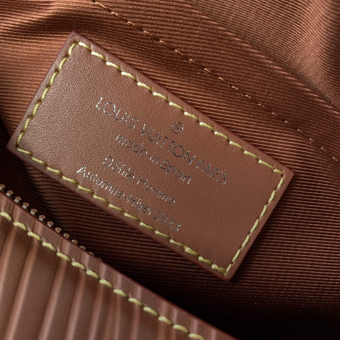 LV M23092 Louis Vuitton Soft Polochon Cross-body Bag Cognac - Default Title - View 9