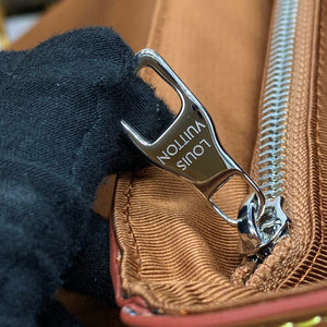 LV M23097 Louis Vuitton Montsouris Messenger Bag Cognac - Default Title - View 7