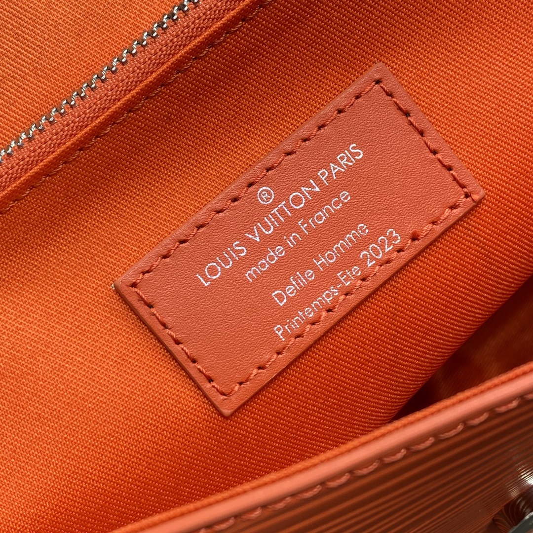 LV M23097 Louis Vuitton Montsouris Messenger Bag Orange - Default Title - View 8