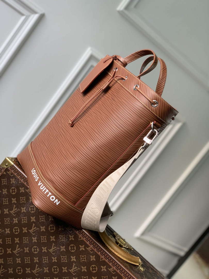 LV M23117 Louis Vuitton Maxi No¨¦ Sling Bag Cognac