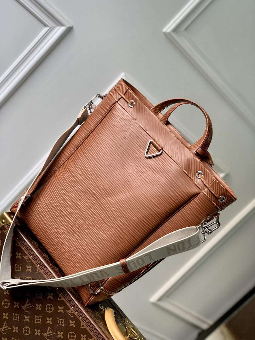 LV M23117 Louis Vuitton Maxi No¨¦ Sling Bag Cognac - Default Title - View 3