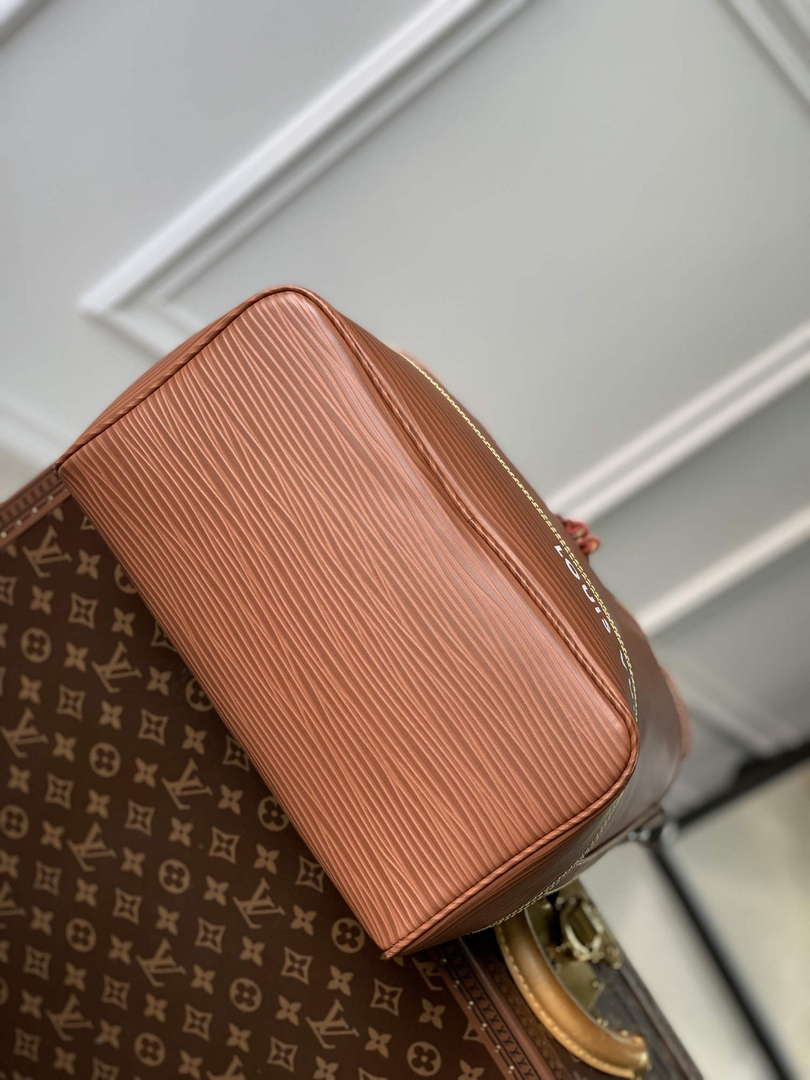 LV M23117 Louis Vuitton Maxi No¨¦ Sling Bag Cognac - Default Title - View 4