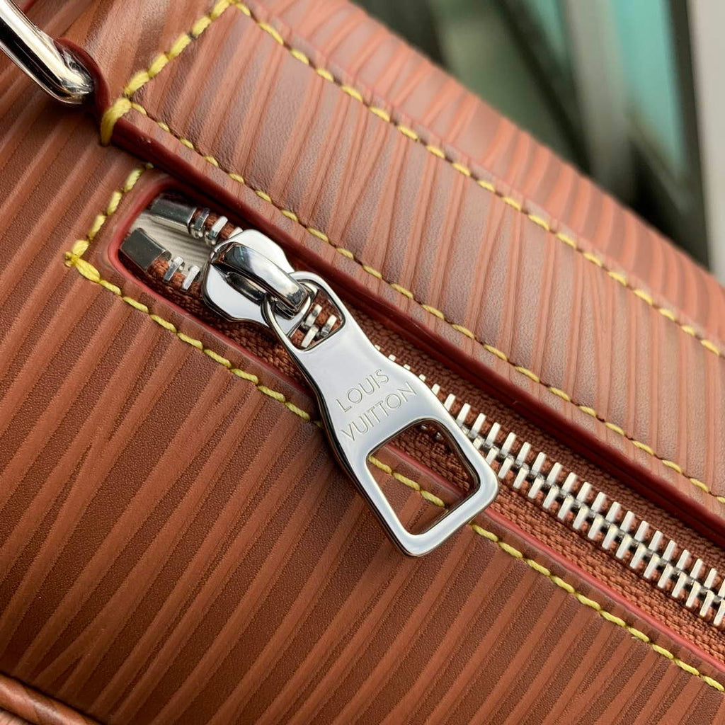 LV M23117 Louis Vuitton Maxi No¨¦ Sling Bag Cognac