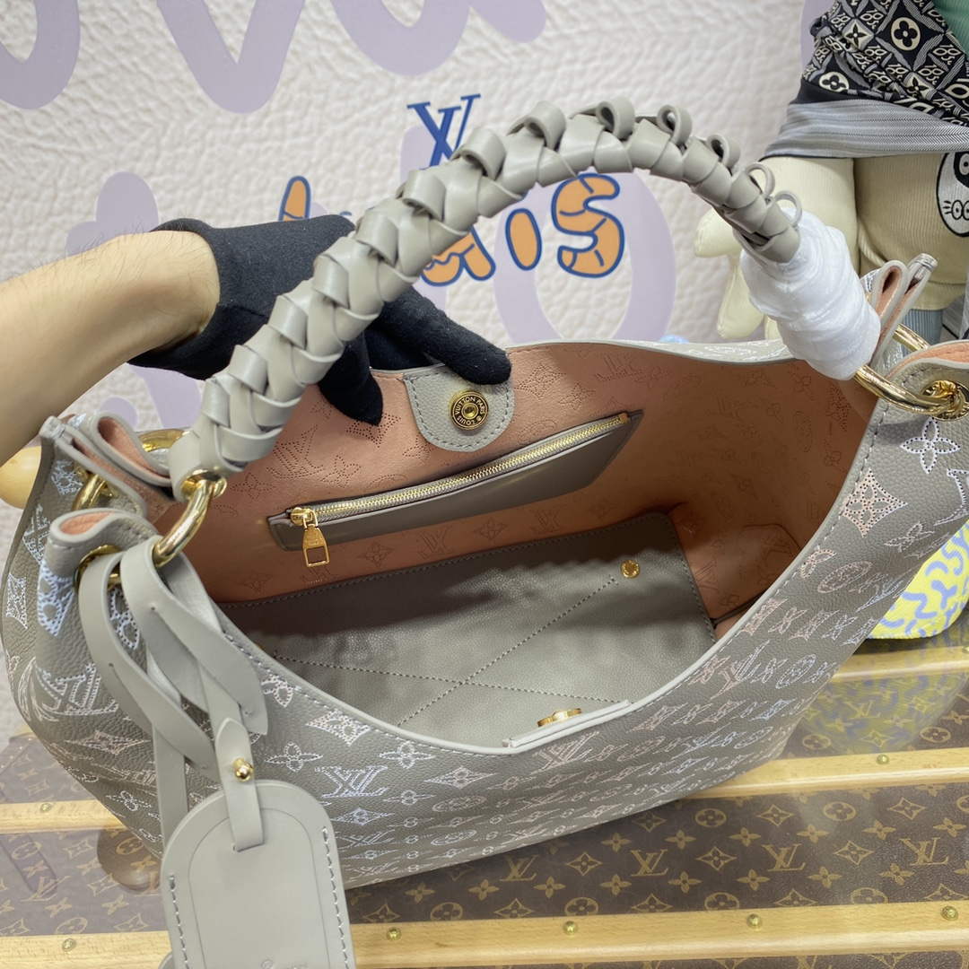 LV M23396 Louis Vuitton Carmel Hobo Bag Mahina Leather Gray - Default Title - View 9