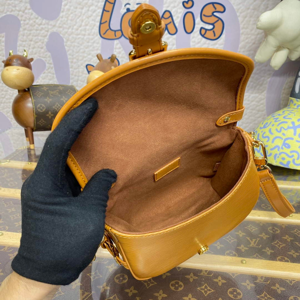 LV M23471 Louis Vuitton Saumur BB Saddle Bag Safran Brown