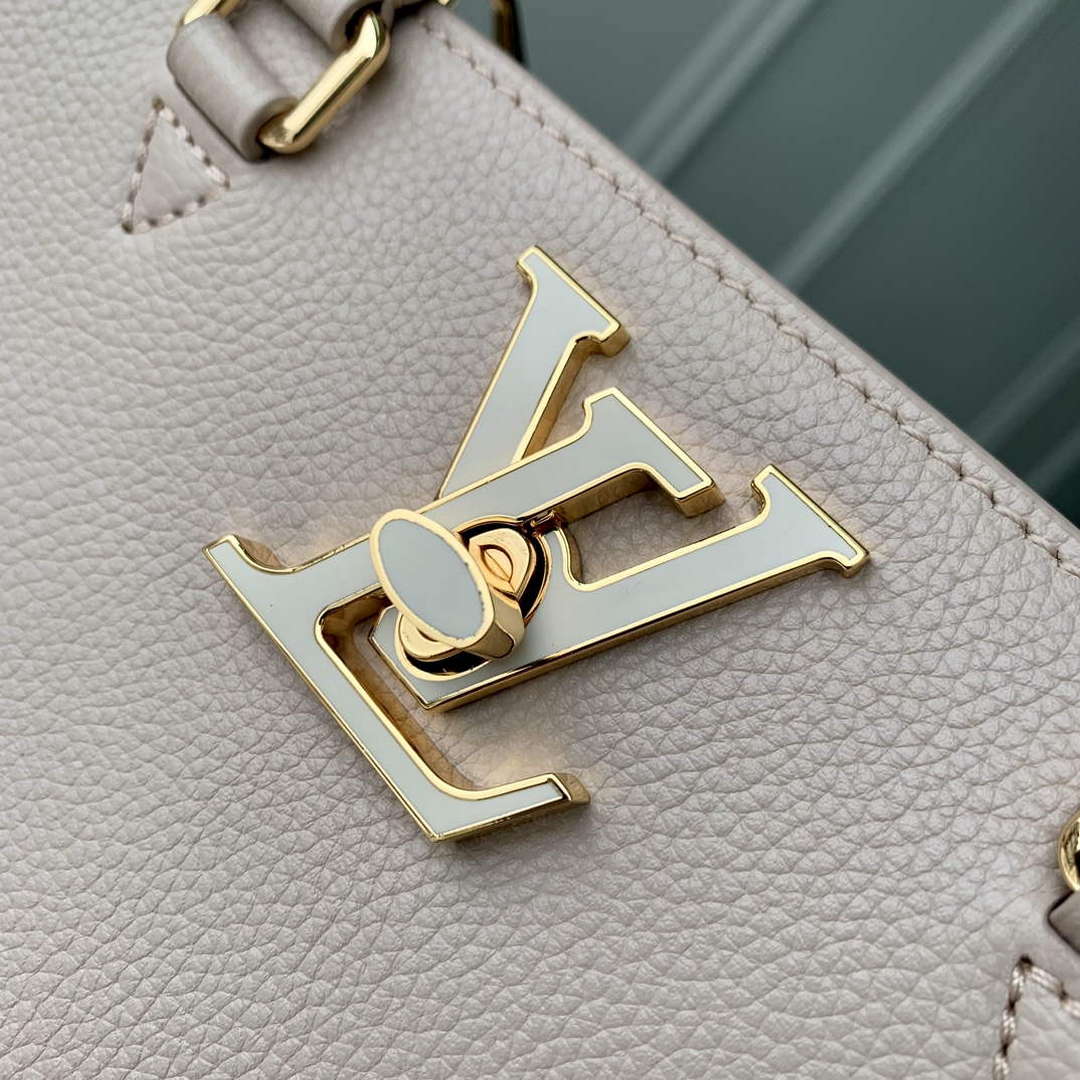 LV M23637 Louis Vuitton Lock & Go Handbag Quartz - Default Title - View 5