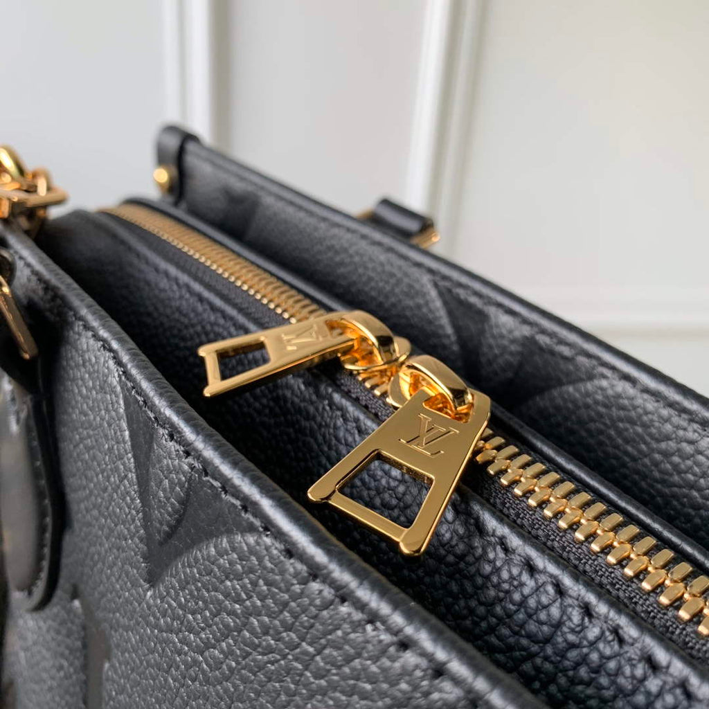 LV M23640 Louis Vuitton OnTheGo East West Tote Bag Black