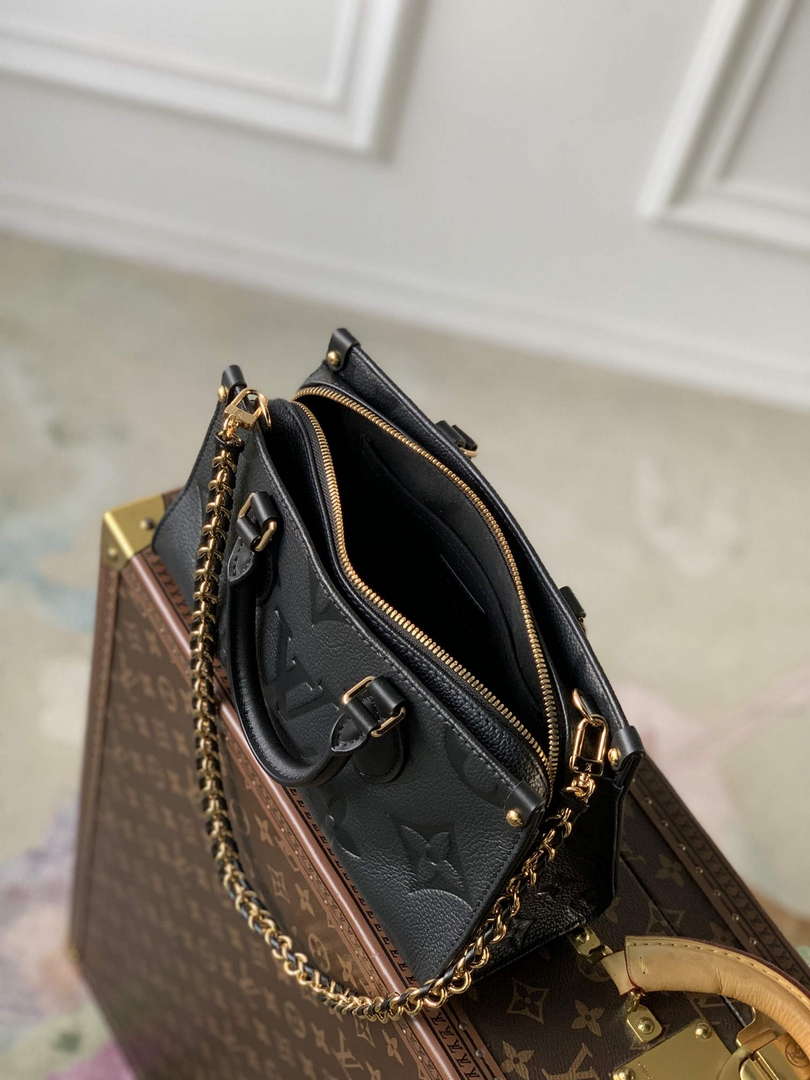 LV M23640 Louis Vuitton OnTheGo East West Tote Bag Black - Default Title - View 9