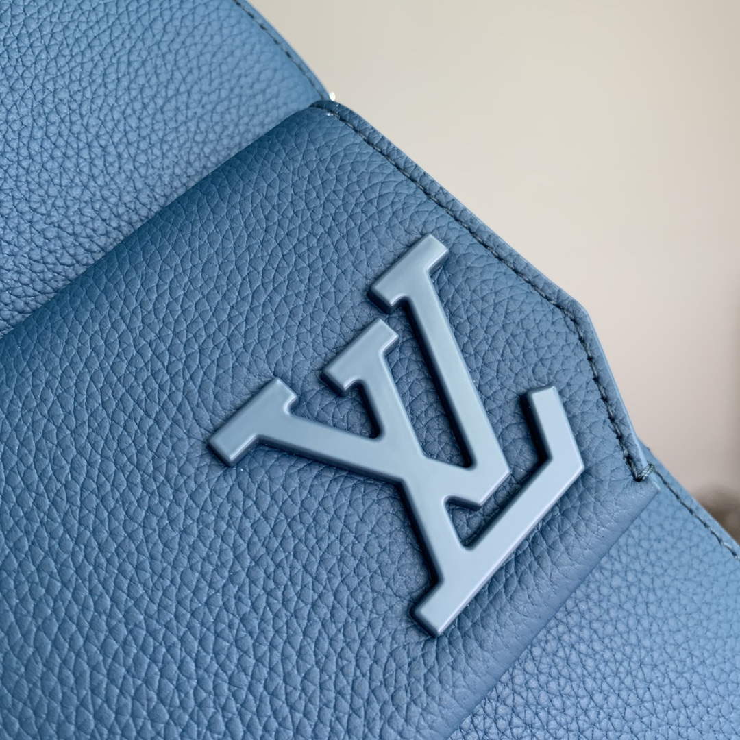 LV M23765 Louis Vuitton Pilot Slingbag Blue - Default Title - View 6