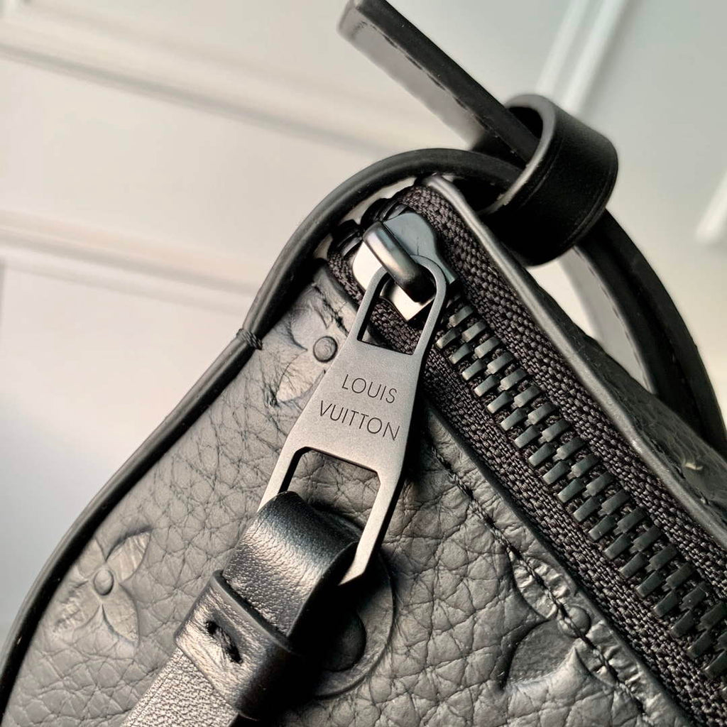 LV M23835 Louis Vuitton LV Moon Crossbody Black