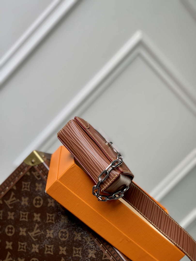 LV M23837 Louis Vuitton Micro Steamer Wallet Brown - Default Title - View 4