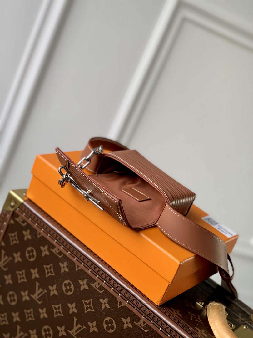 LV M23837 Louis Vuitton Micro Steamer Wallet Brown - Default Title - View 7