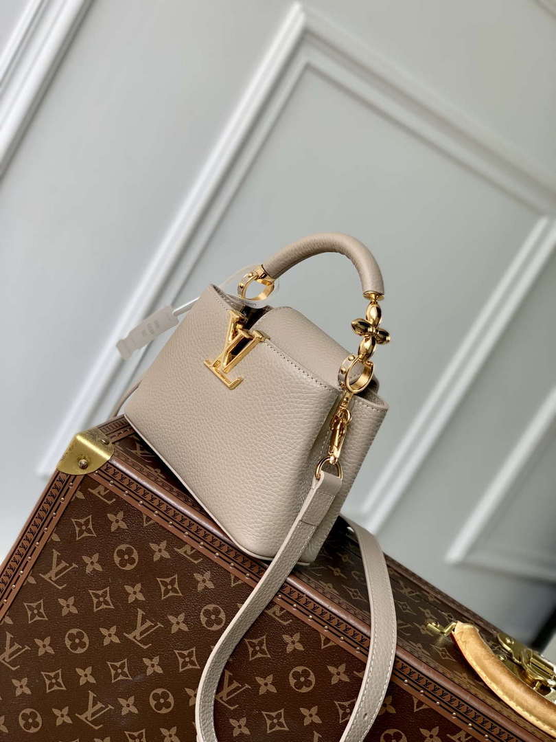 LV M23944 Louis Vuitton Capucines Mini Jewelily Handbag Quartz