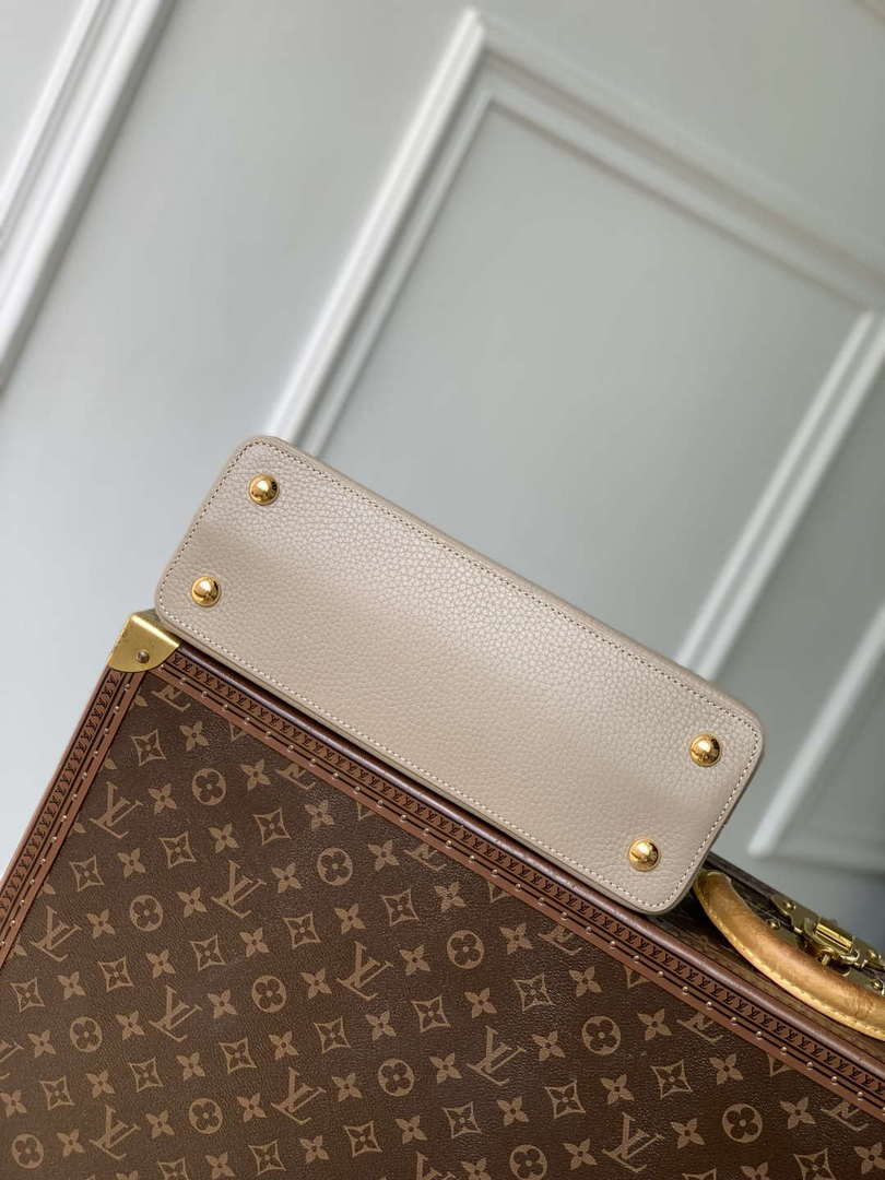 LV M23944 Louis Vuitton Capucines MM Jewelily Handbag Quartz