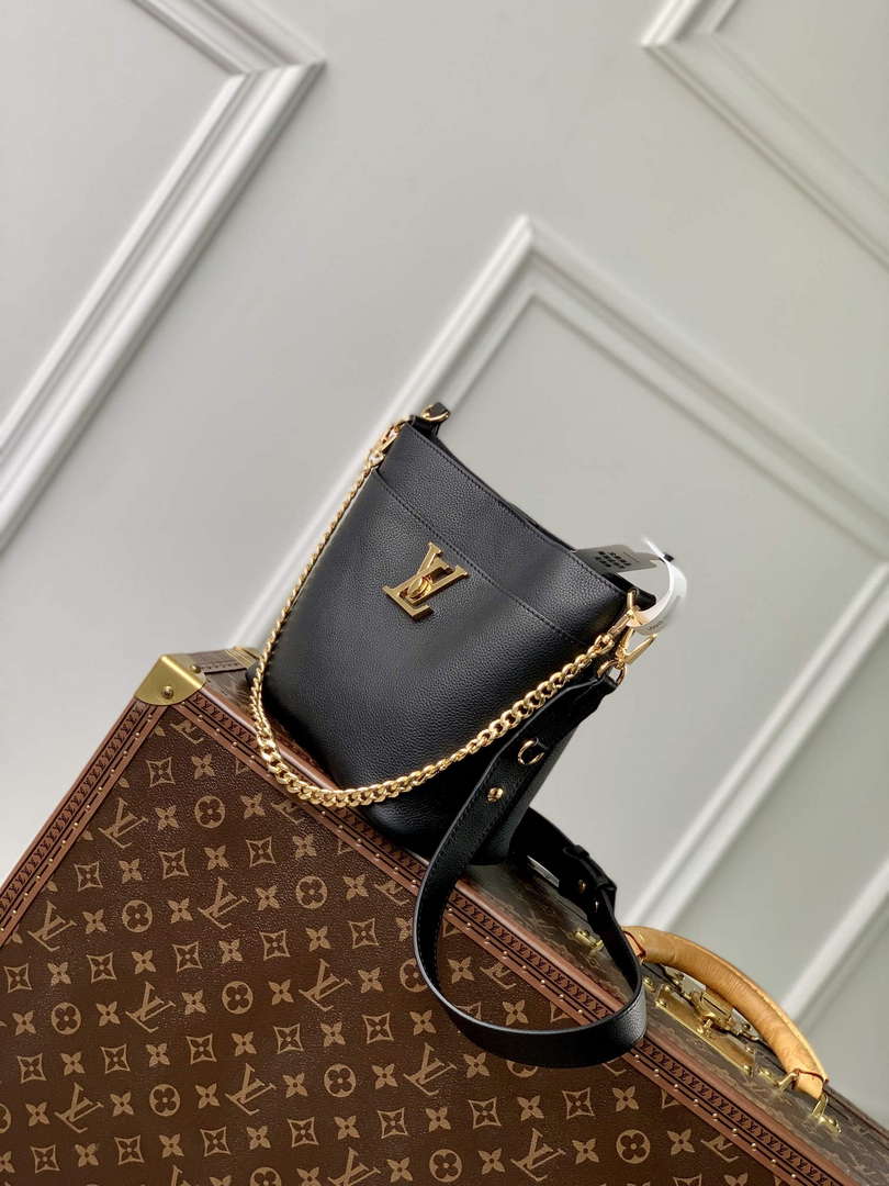LV M24006 Louis Vuitton Lock and Walk Bucket Bag Black