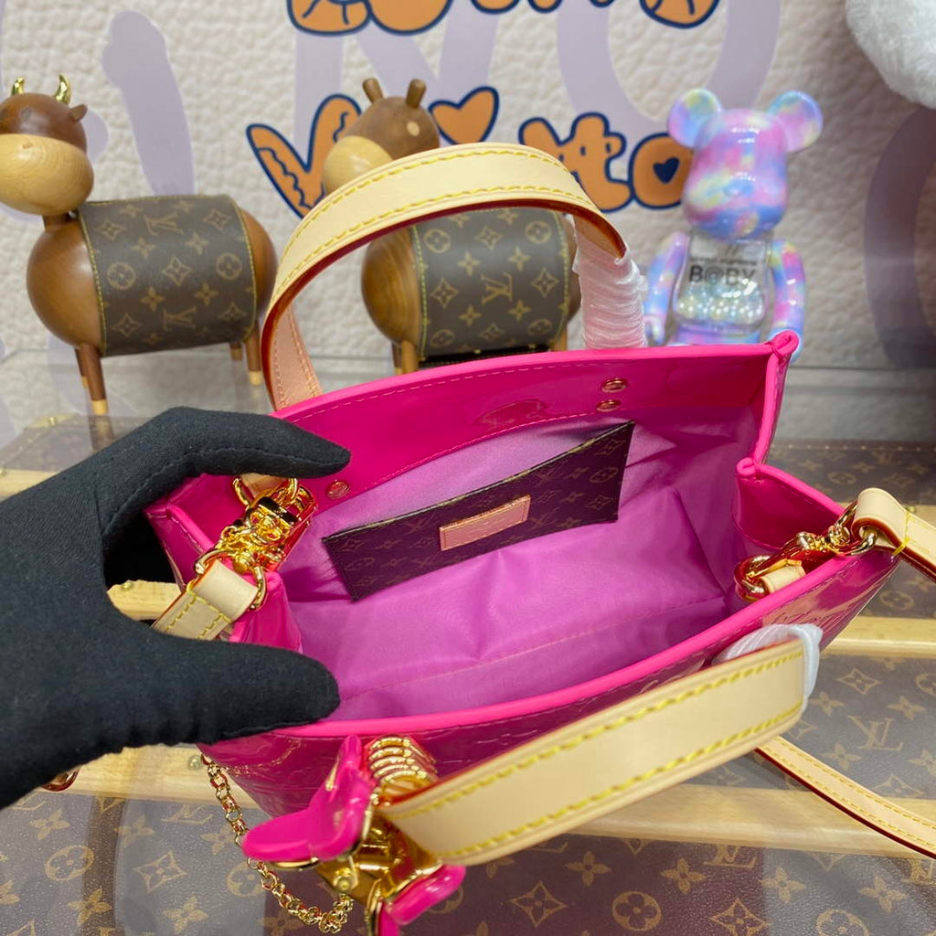 LV M24028 Louis Vuitton Reade PM Bag Neon Pink