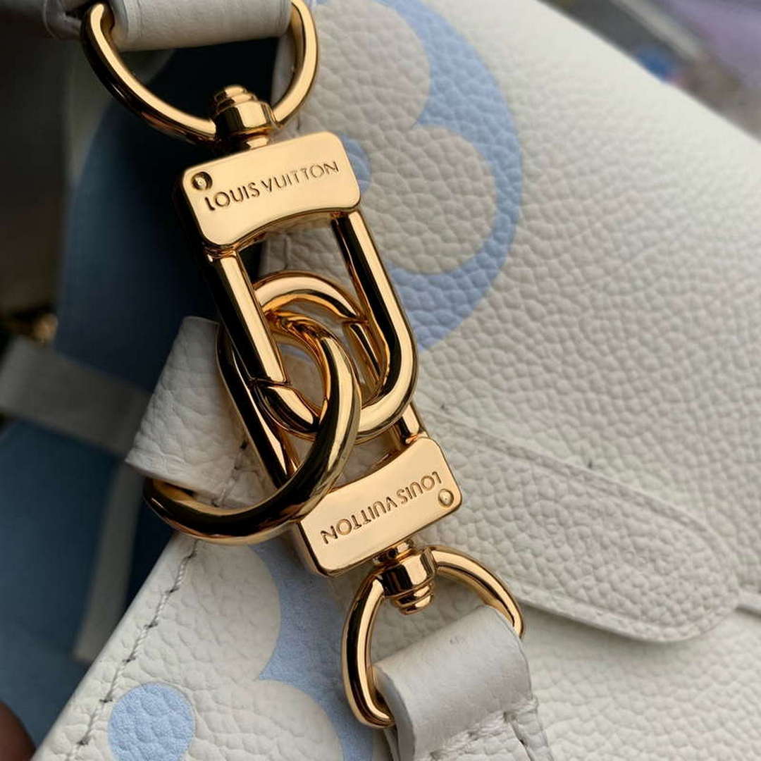 LV M24048 Louis Vuitton N¨¦oNo¨¦ BB Bucket Bag Latte White Blue