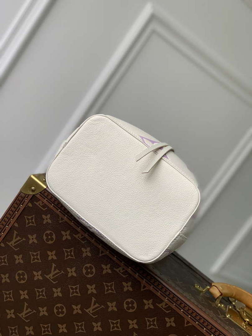 LV M24048 Louis Vuitton N¨¦oNo¨¦ BB Bucket Bag Latte White &Purple