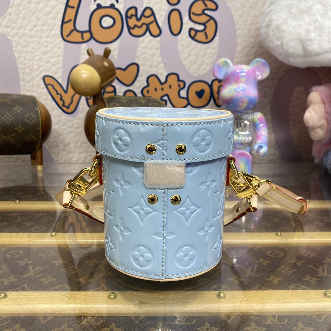 LV M24099 Louis Vuitton Astor Monogram Vernis Bag Blue - Default Title - View 2