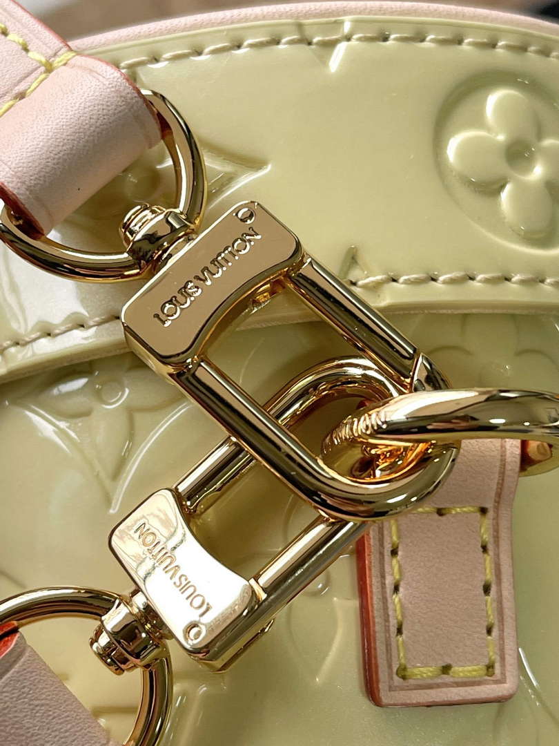 LV M24099 Louis Vuitton Astor Monogram Vernis Bag Yellow - Default Title - View 5